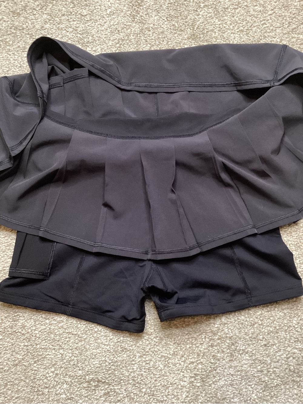 TALL Lululemon Run: Pace Setter Skirt 4 Small Golf Tennis Shorts Skort Black - Picture 9 of 9